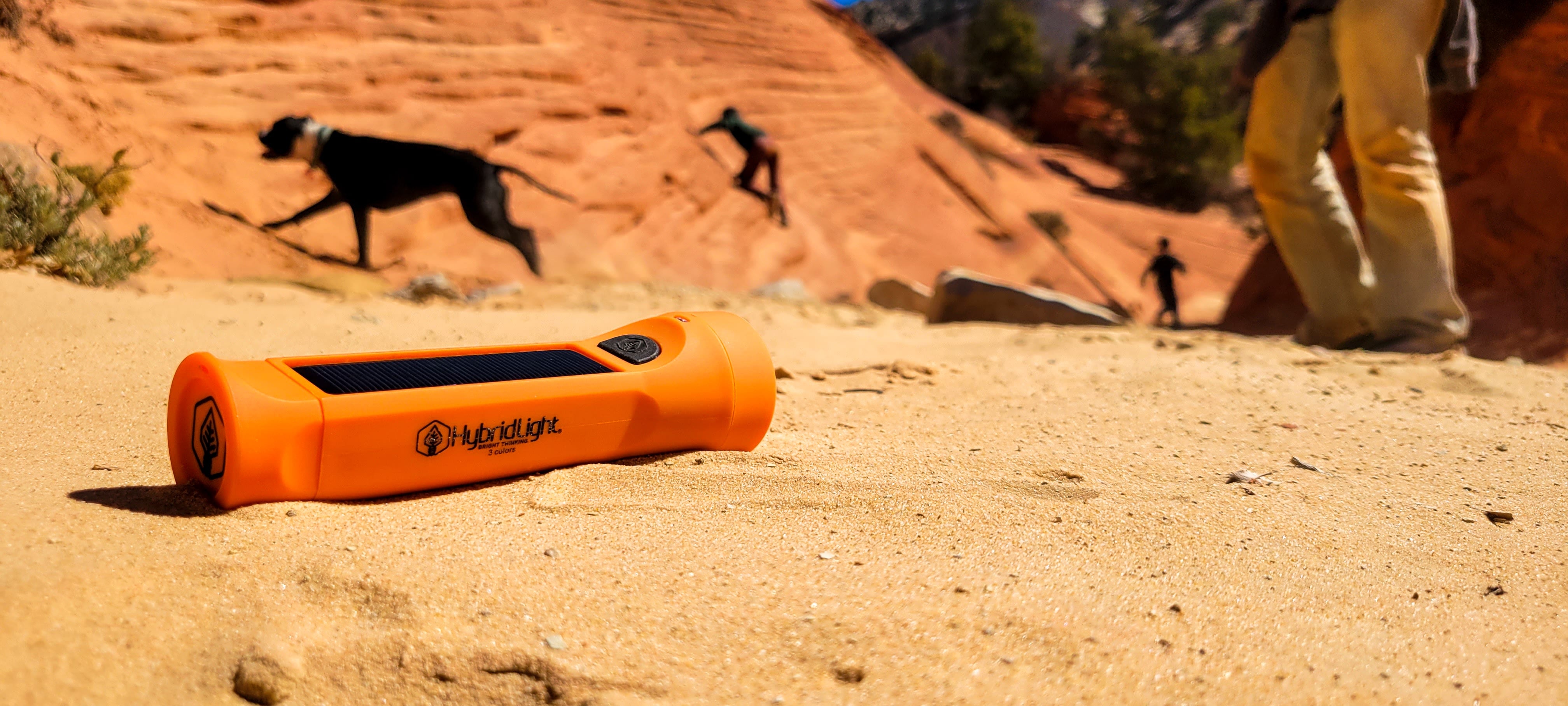 Seeker 300 Flashlight / Charger – Hybrid Light Official